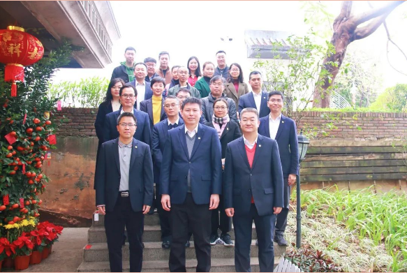 新春開工首日廣州輕工集團領(lǐng)導(dǎo)走訪慰問新仕誠公司，送祝福鼓干勁