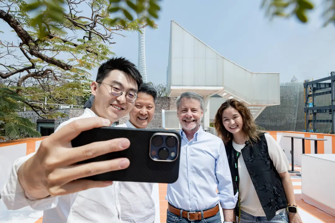 園區(qū)要聞｜蘋果全球副總裁訪問T.I.T創(chuàng)意園內(nèi)愛范兒公司，他說從沒見過這樣的公司